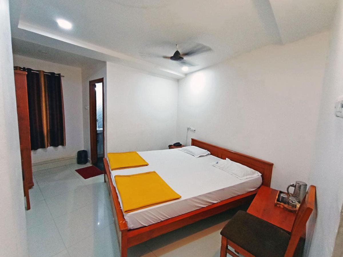 Staymaker Shri Shakti Residency Хубли Экстерьер фото