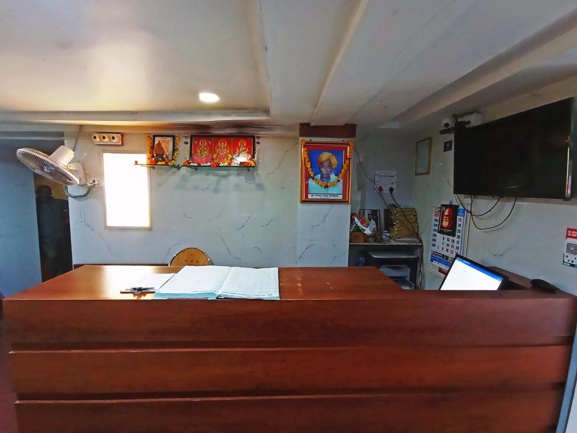 Staymaker Shri Shakti Residency Хубли Экстерьер фото