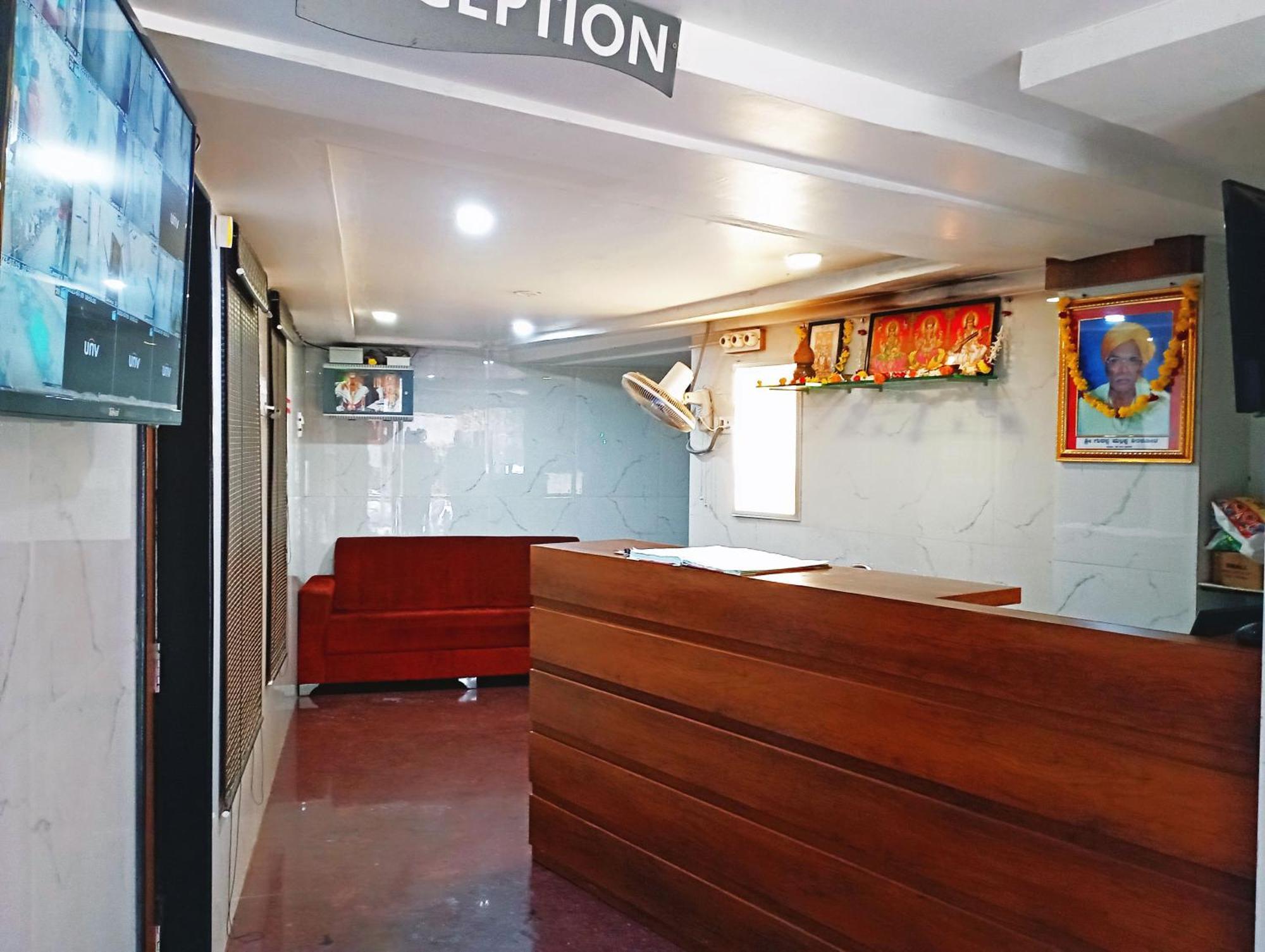 Staymaker Shri Shakti Residency Хубли Экстерьер фото